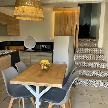 Σπίτι διακοπών Sous Les Etoiles En Provence, Les Bambous Et Les Grands Chenes