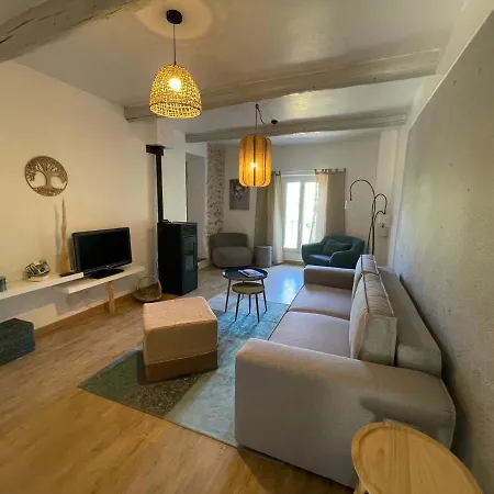 בית נופש Sous Les Etoiles En Provence, Les Bambous Et Les Grands Chenes