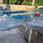 Sous Les étoiles En Provence, Les Bambous Et Les Grands Chênes Casa vacanze Lurs